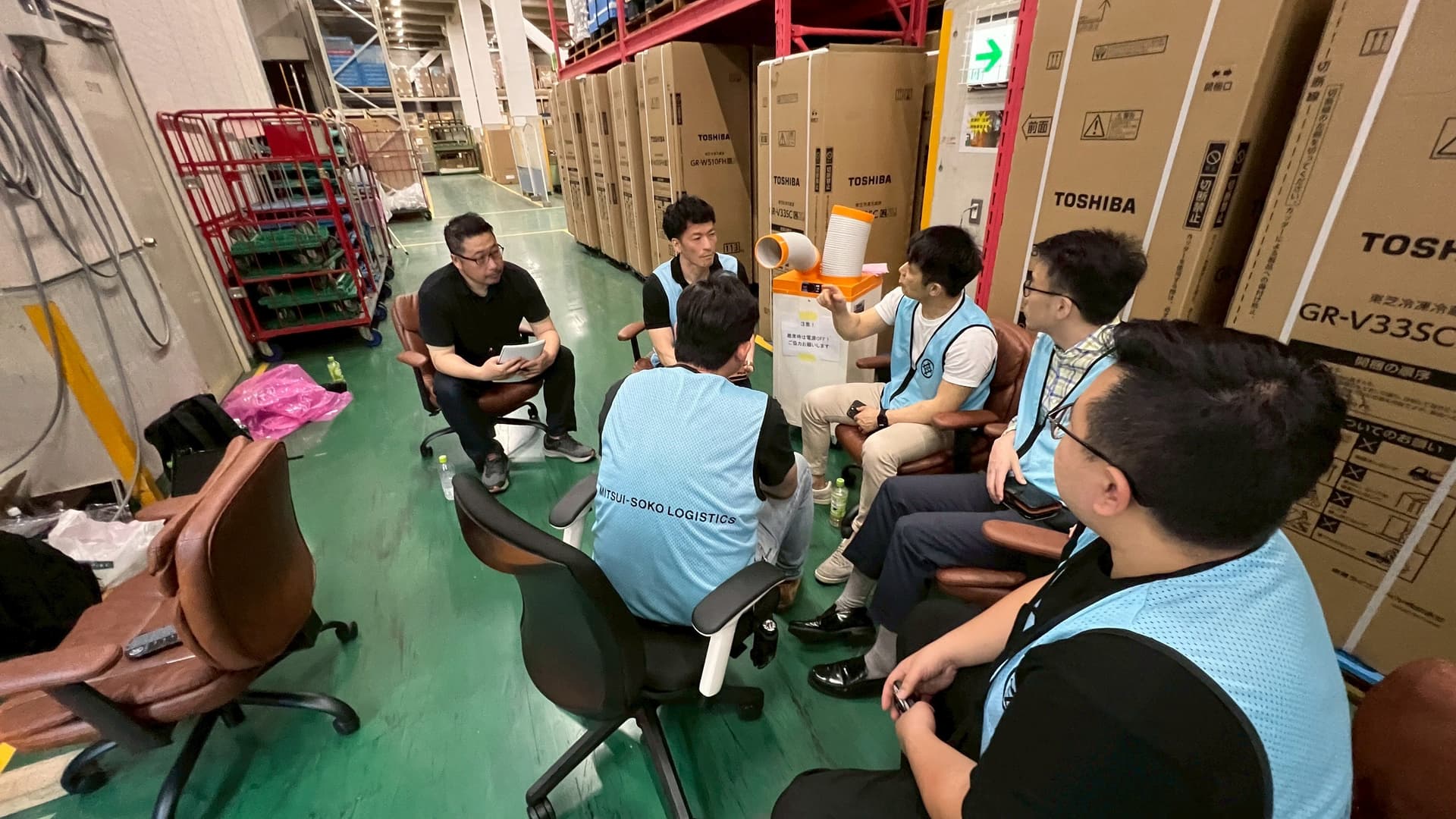 銓幻元團隊於三井倉庫物流中心商務會議