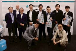 MOU 簽約合影